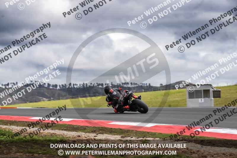 cadwell no limits trackday;cadwell park;cadwell park photographs;cadwell trackday photographs;enduro digital images;event digital images;eventdigitalimages;navarra;no limits trackdays;peter wileman photography;racing digital images;trackday digital images;trackday photos